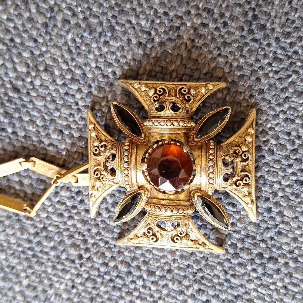 Vintage Florenza Cross Necklace - Picture 2 of 6